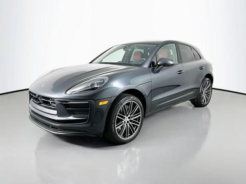 2025 Porsche Macan 
