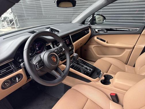 2026 Porsche Macan T