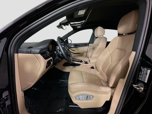 2026 Porsche Macan T