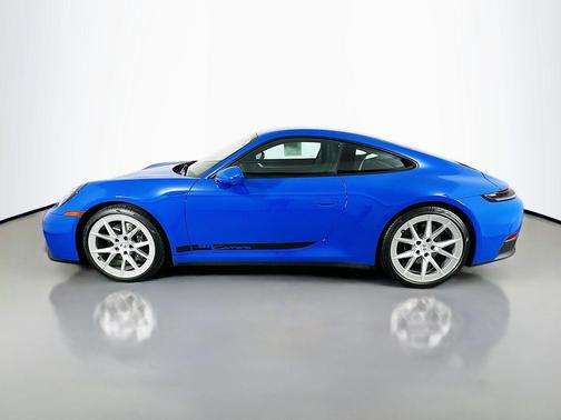 2025 Porsche 911 Carrera