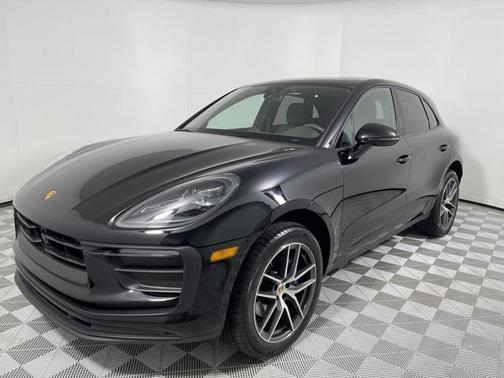 2023 Porsche Macan Base