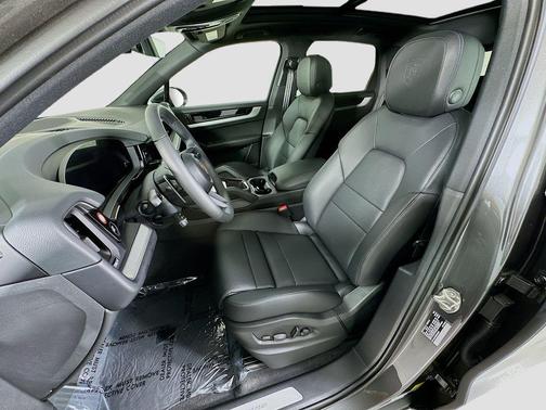 2025 Porsche Cayenne Cayenne