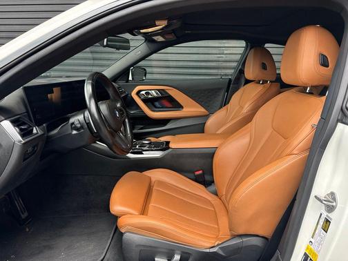 Alpine White 2023 BMW 230 i