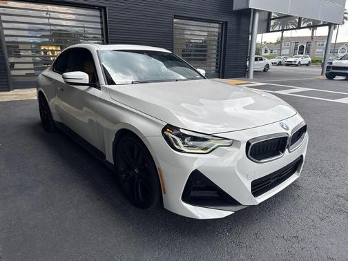 Alpine White 2023 BMW 230 i