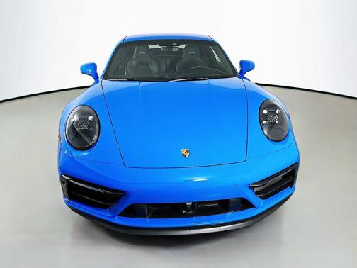 2023 Porsche 911 Carrera 4 GTS
