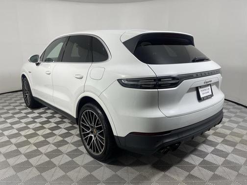 2021 Porsche Cayenne E-Hybrid S