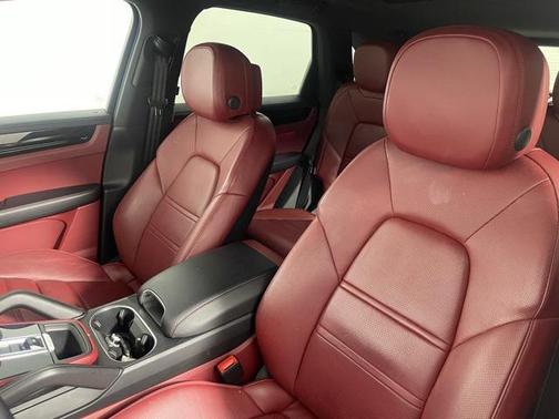 2021 Porsche Cayenne E-Hybrid S