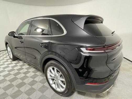 2024 Porsche Cayenne
