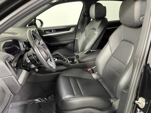 2024 Porsche Cayenne