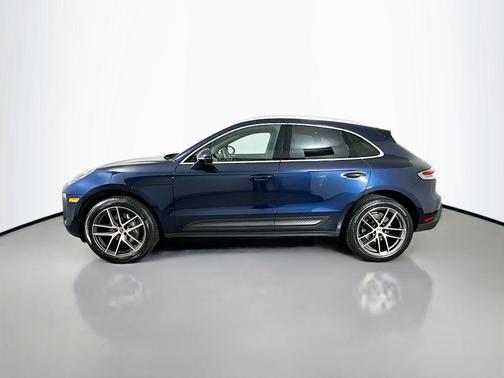 2023 Porsche Macan 