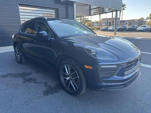 2023 Porsche Macan 