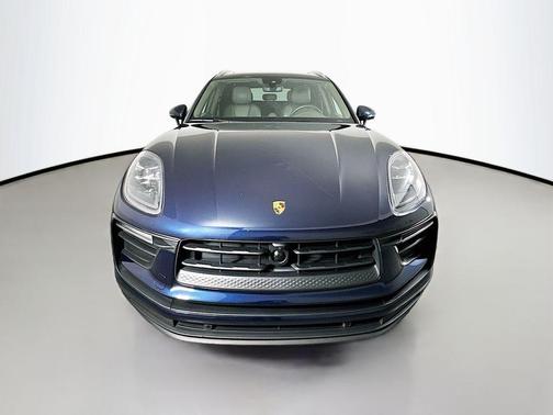 2023 Porsche Macan 