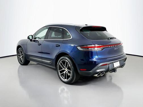 2023 Porsche Macan 