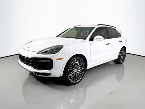 2023 Porsche Cayenne Turbo