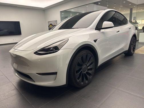 2022 Tesla Model Y Performance Dual Motor All-Wheel Drive