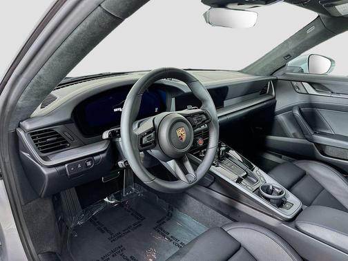 2026 Porsche 911 Carrera