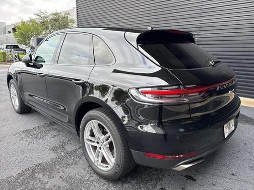 2020 Porsche Macan 