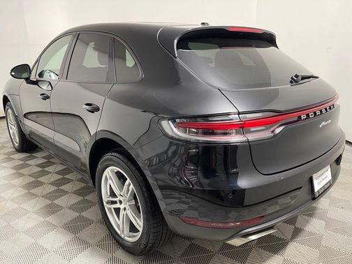 2020 Porsche Macan Base (PDK)