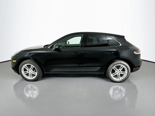 2020 Porsche Macan 