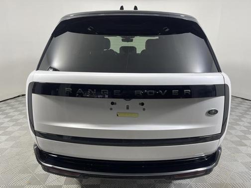 2023 Land Rover Range Rover P530 SE
