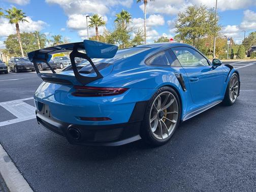 2018 Porsche 911 GT2 RS