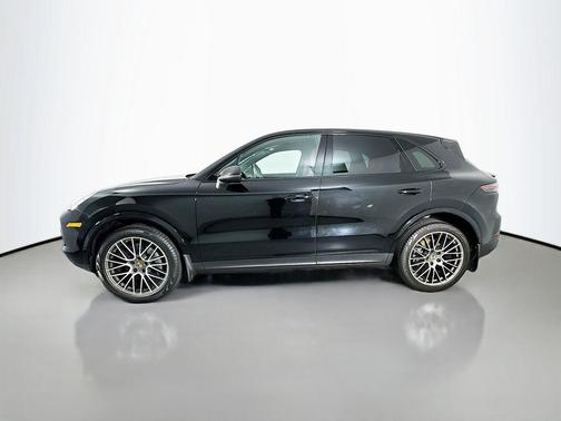 2022 Porsche Cayenne Platinum Edition