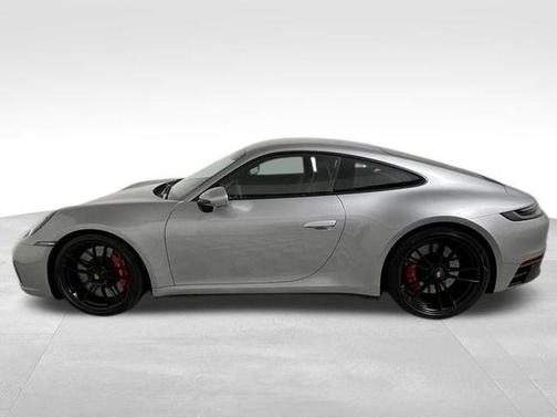 2022 Porsche 911 Carrera GTS