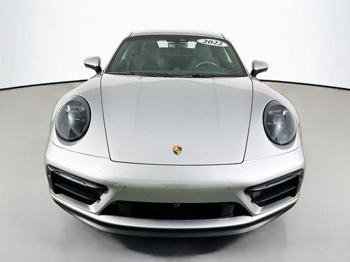 2022 Porsche 911 Carrera GTS