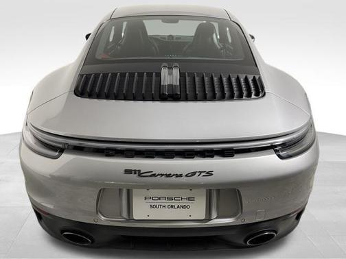 2022 Porsche 911 Carrera GTS