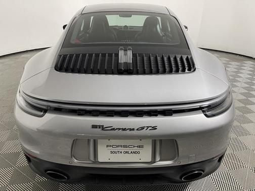 2022 Porsche 911 Carrera GTS