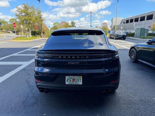 2026 Porsche Cayenne Cayenne