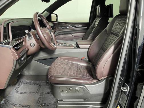 2023 Cadillac Escalade Sport Platinum