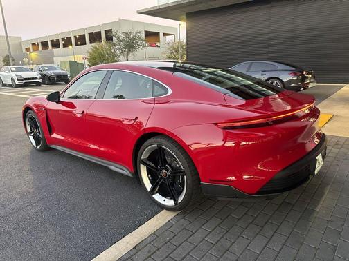 2020 Porsche Taycan Turbo S