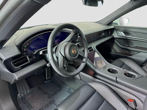 2025 Porsche Taycan 4S
