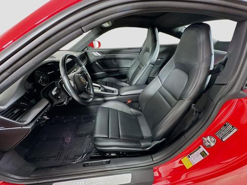 2024 Porsche 911 Carrera