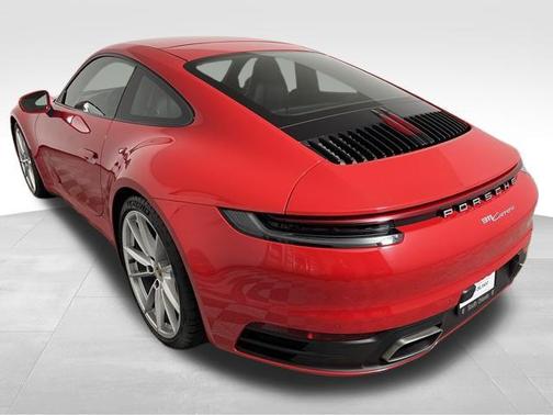 2024 Porsche 911 Carrera