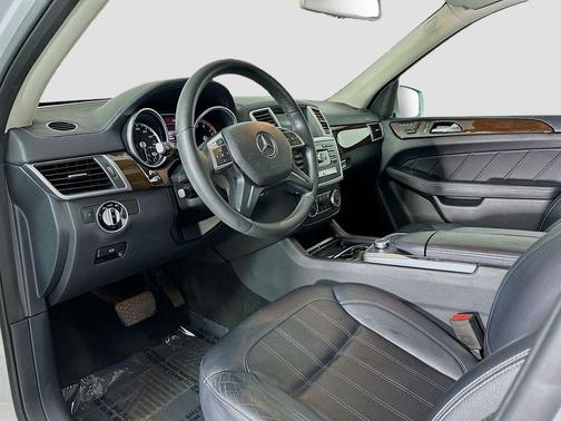 Silver 2016 Mercedes-Benz GL-Class 4MATIC