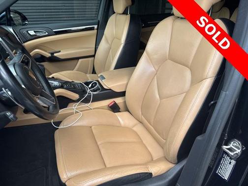 2017 Porsche Cayenne Base