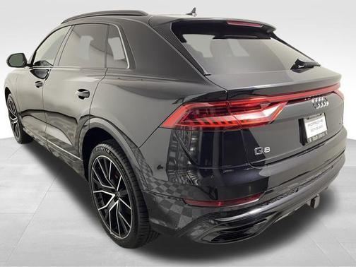 2021 Audi Q8 55 Premium Plus