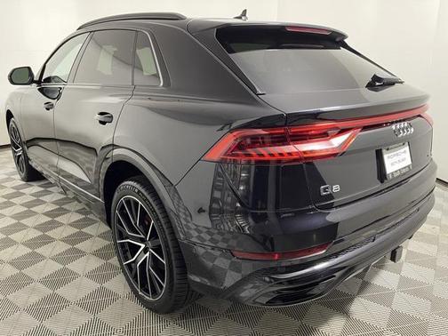 2021 Audi Q8 55 Premium Plus