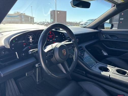 2020 Porsche Taycan Turbo S