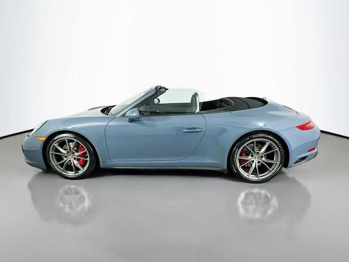 2017 Porsche 911 Carrera 4S Cabriolet