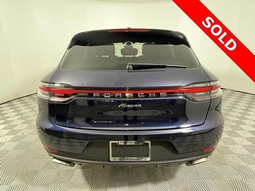 2021 Porsche Macan Base