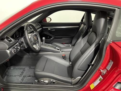 2025 Porsche 718 Cayman Style Edition