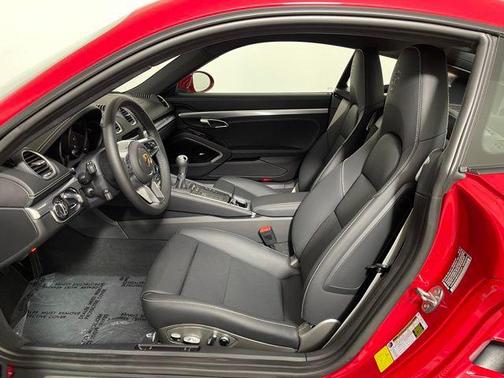 2025 Porsche 718 Cayman Style Edition