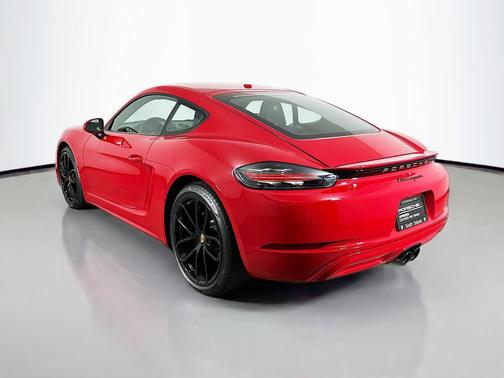 2025 Porsche 718 Cayman Style Edition