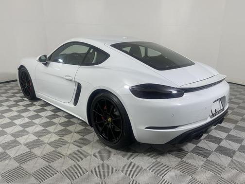 2023 Porsche 718 Cayman GTS 4.0