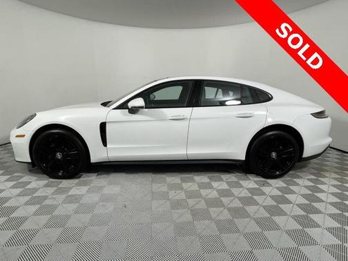 2021 Porsche Panamera 4