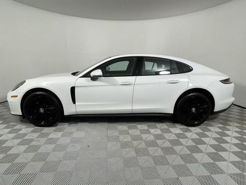 2021 Porsche Panamera 4