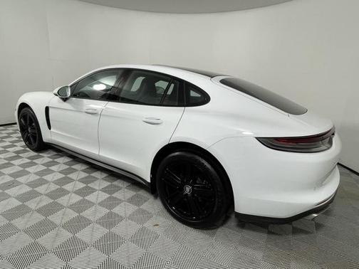 2021 Porsche Panamera 4